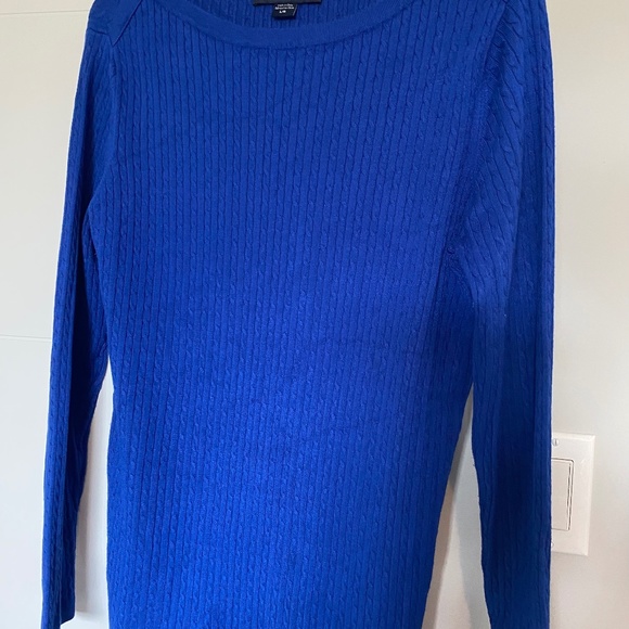 Tommy Hilfiger royal blue pullover sweater - Picture 1 of 2